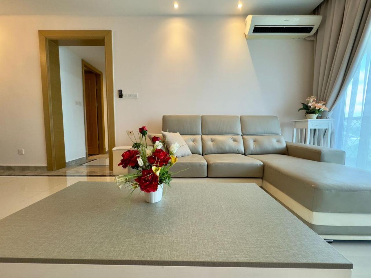 Jb City Ciq-R&F Shopping Mall Apartment Johor Bahru Eksteriør billede